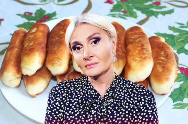 ნანუკა ჟორჟოლიანი პერაშკით