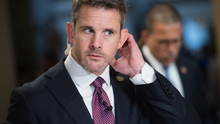 ადამ კინზინგერი