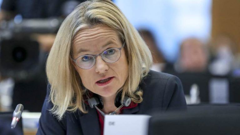 ვიოლა ფონ კრამონი