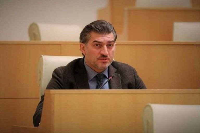 მიხეილ ყაველაშვილი