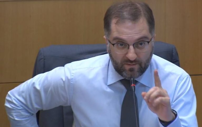 აკო მინაშვილი