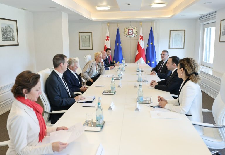 8a016499-870b-42ae-8b65-6745cdf304d0