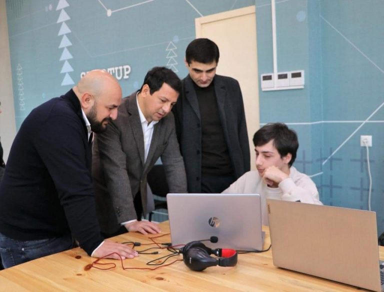 319360785_830644788197912_7892239213105408347_n