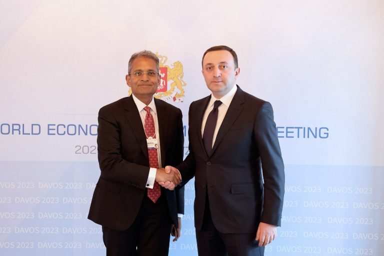 325637448_706214807779215_2839167347524766500_n