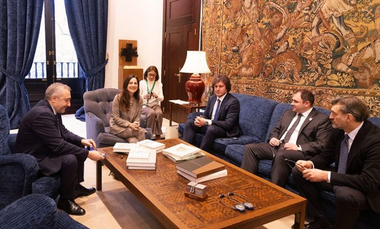 328354463_1251463959058609_564683977149630030_n