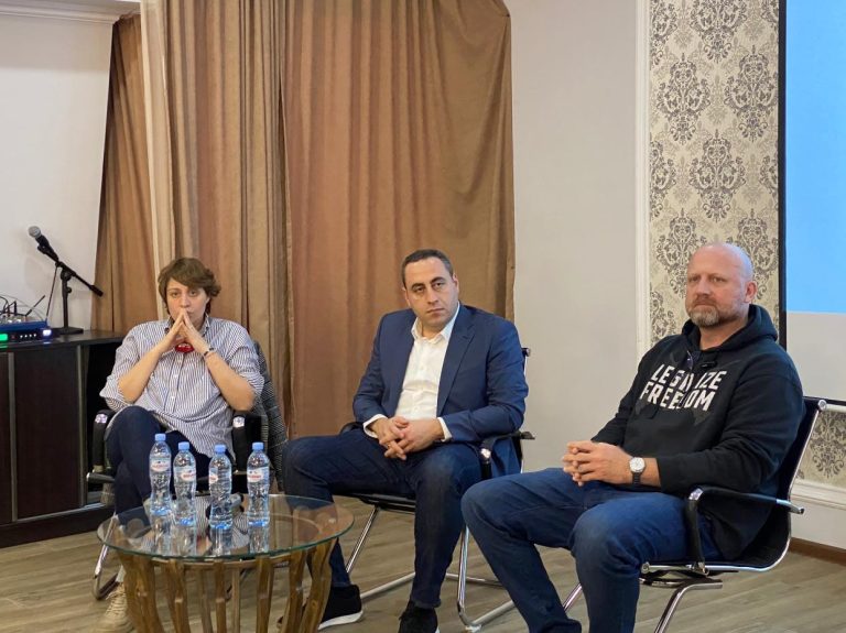 317080324_448838487422677_5310183332201974383_n