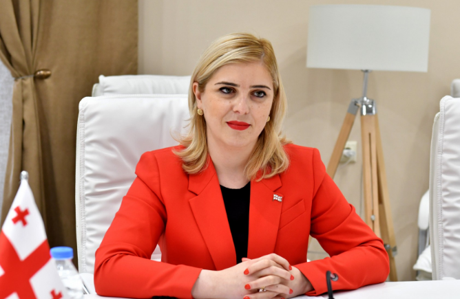 ხატია წილოსანი