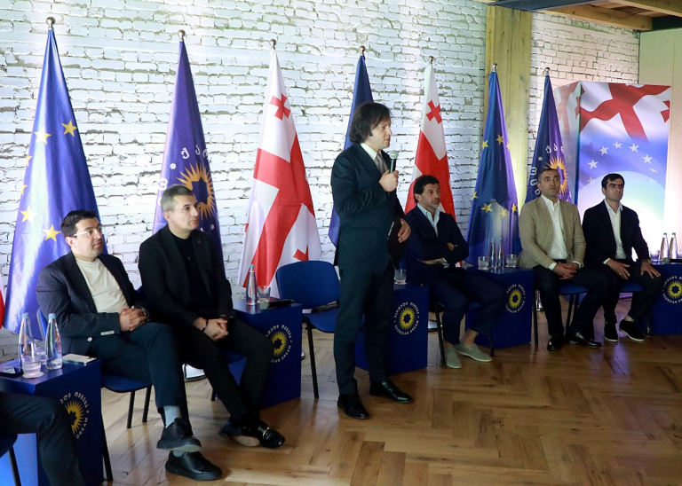 349812802_1637290856784651_3021978463932010337_n