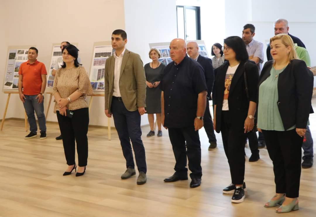 351683604_278487447902950_8348200290280071098_n