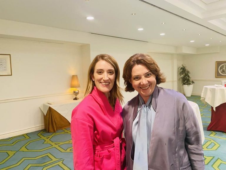 357439629_10161196754249680_3479485798467230369_n