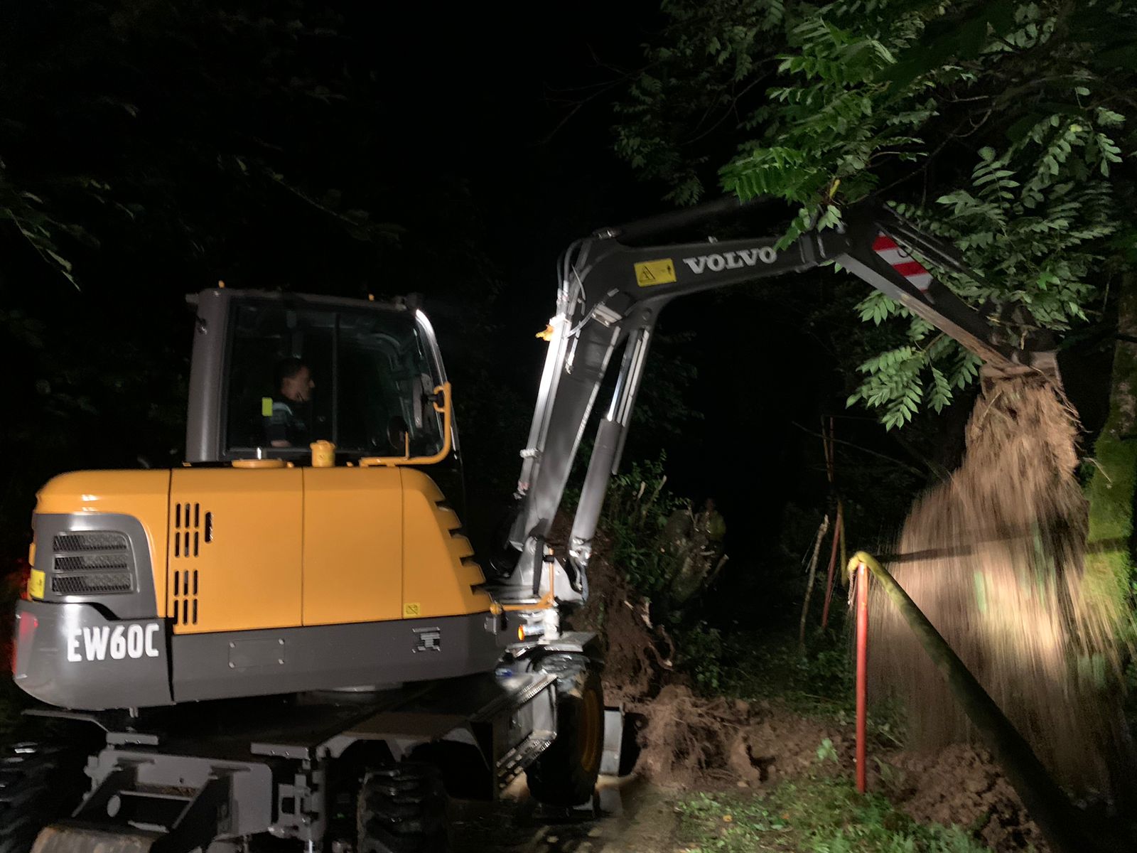 358645513_654172746765314_3281553356069402444_n