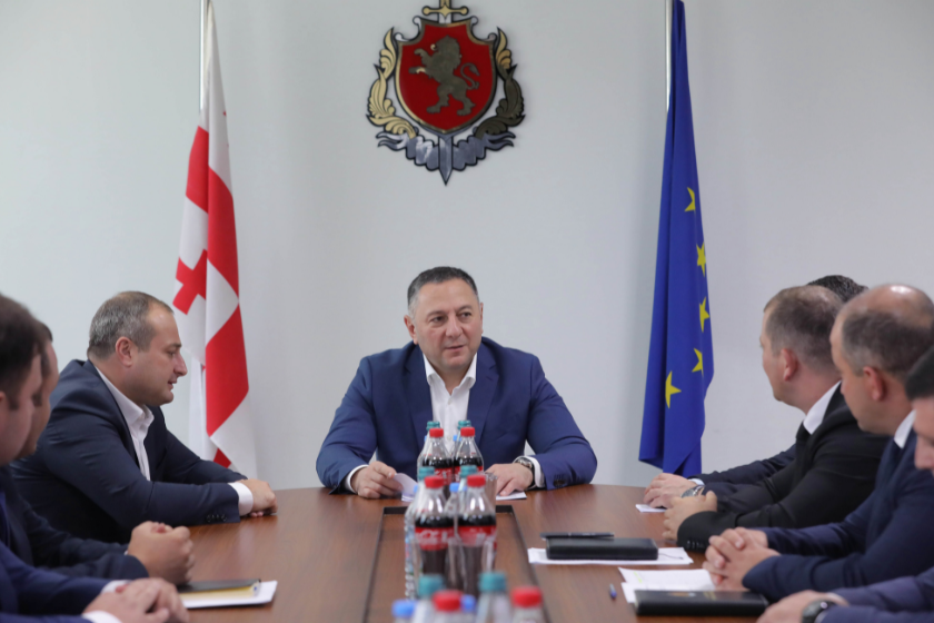 გომელაური