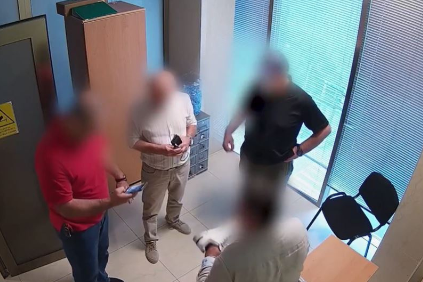 პოონელი ექიმი