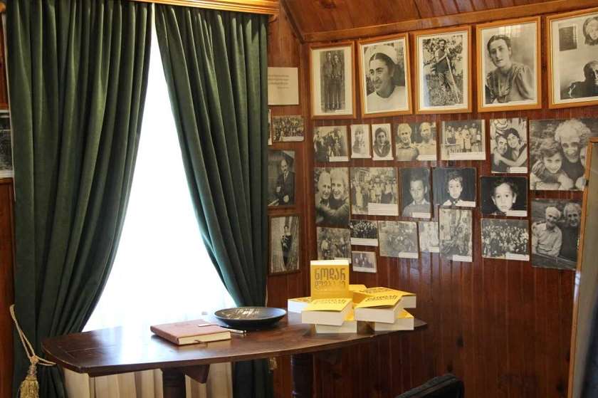 ჩოხატაური