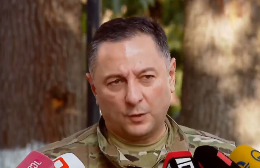 ვახტანგ გომელაური