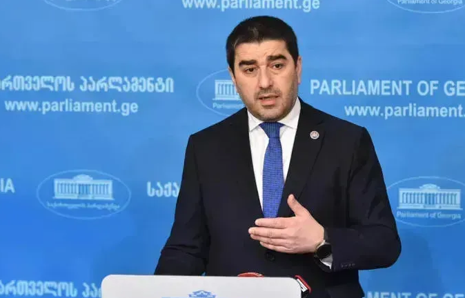 შალვა პაპუაშვილი