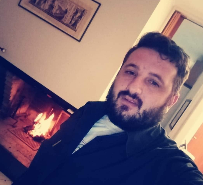 ვანიკო ღარიბაშვილი2