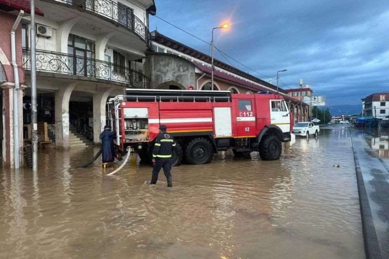 ქობულეთ