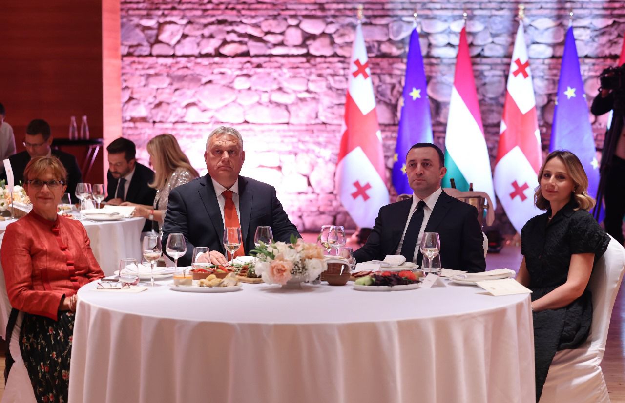 9b04c382-f63e-409c-bc34-419d415ab819