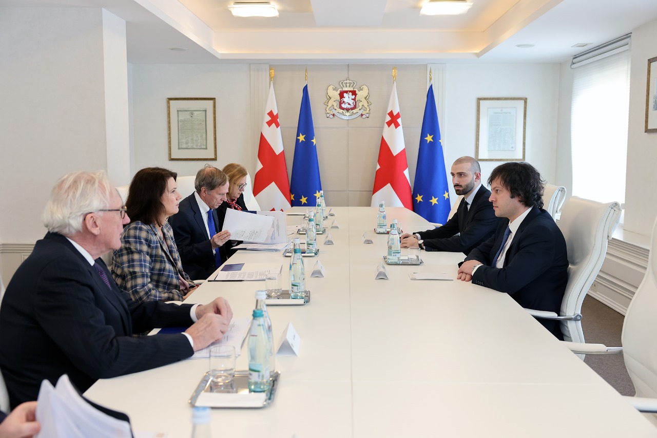 d1060933-7242-48a4-b840-fadecb55466d