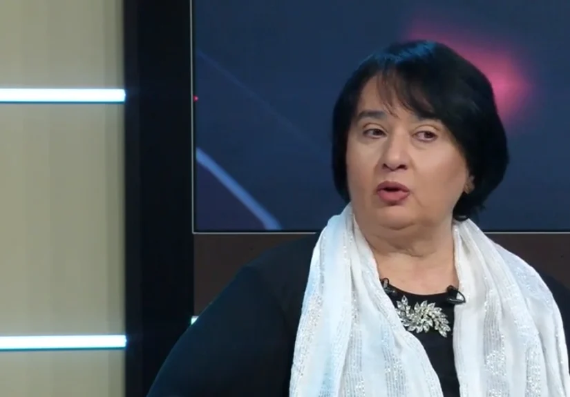 nana kakabadze