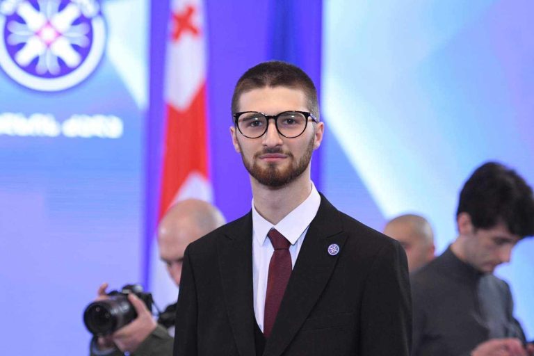 pavle kaxidze