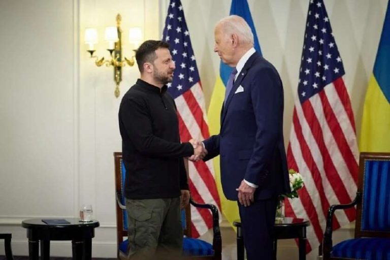 biden zelensky