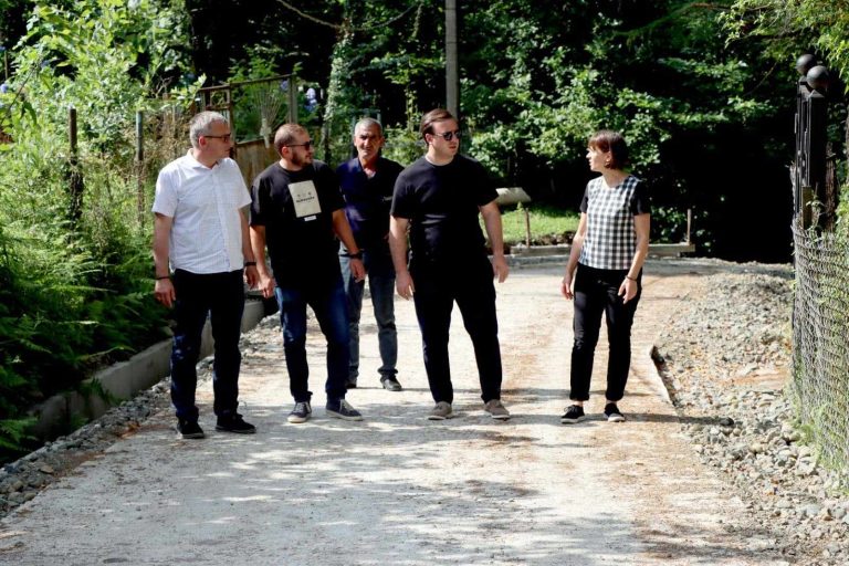 Messenger_creation_235c27f2-e66b-46a0-82de-279f8ce21ee0