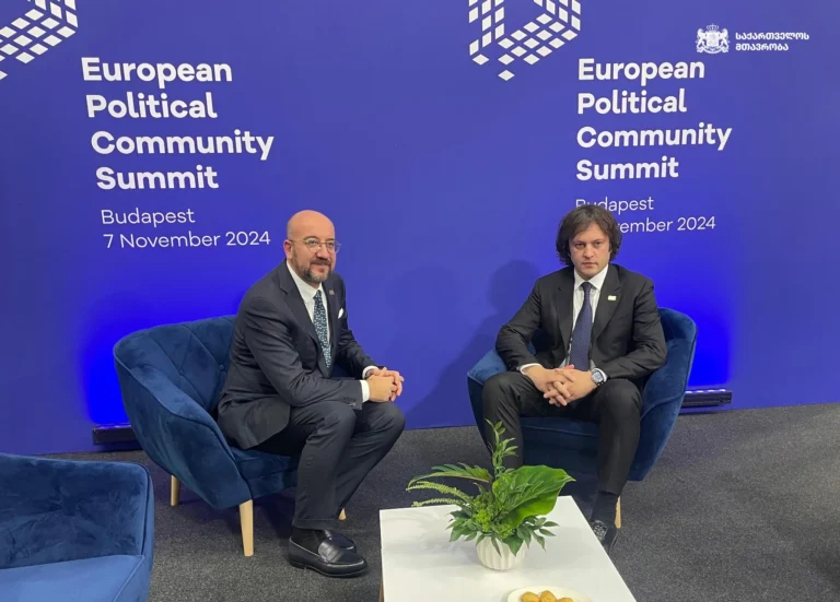 465726498_952731186887895_714417