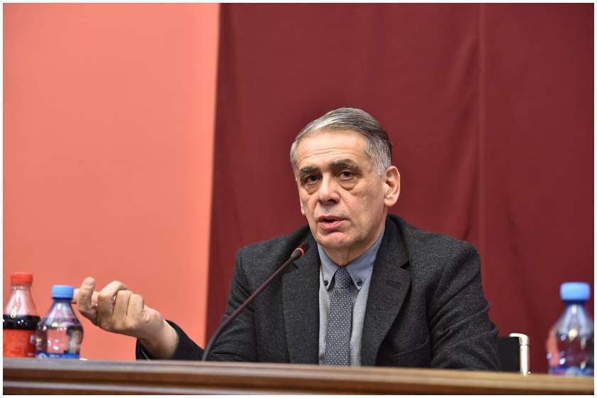 roman kakulia