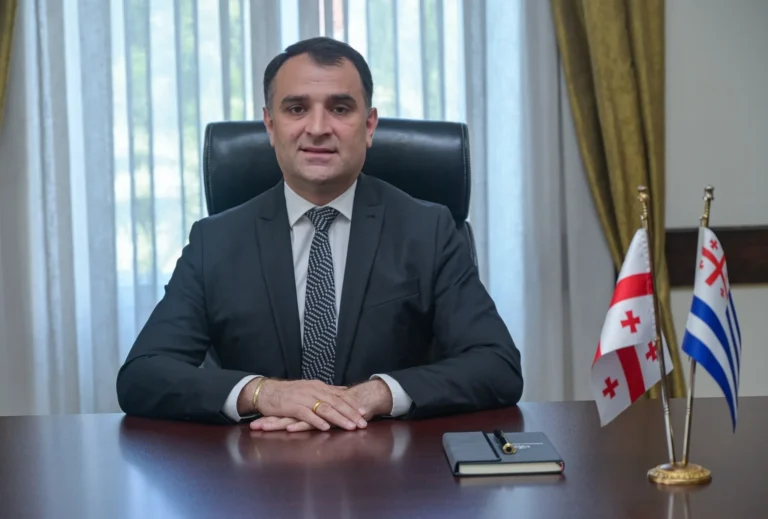 archil chikovani