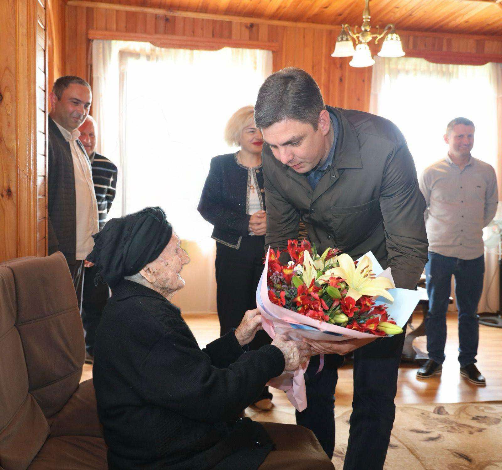 received_878569647799992