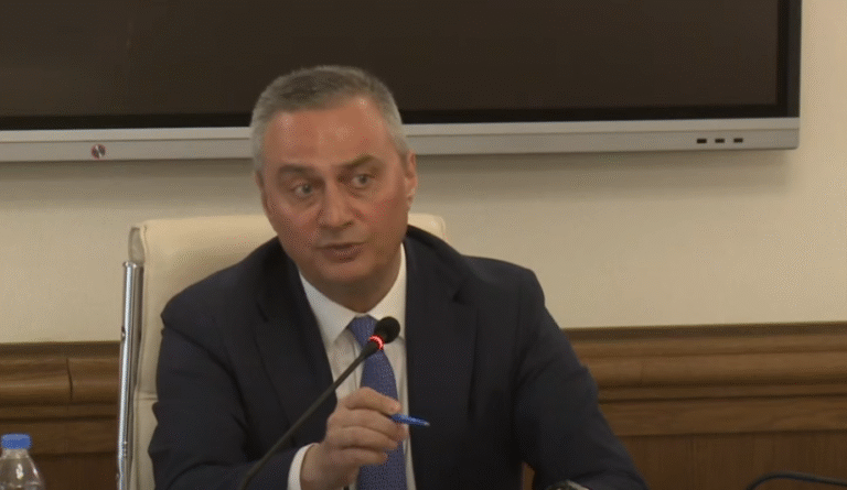 viktor dolidze4