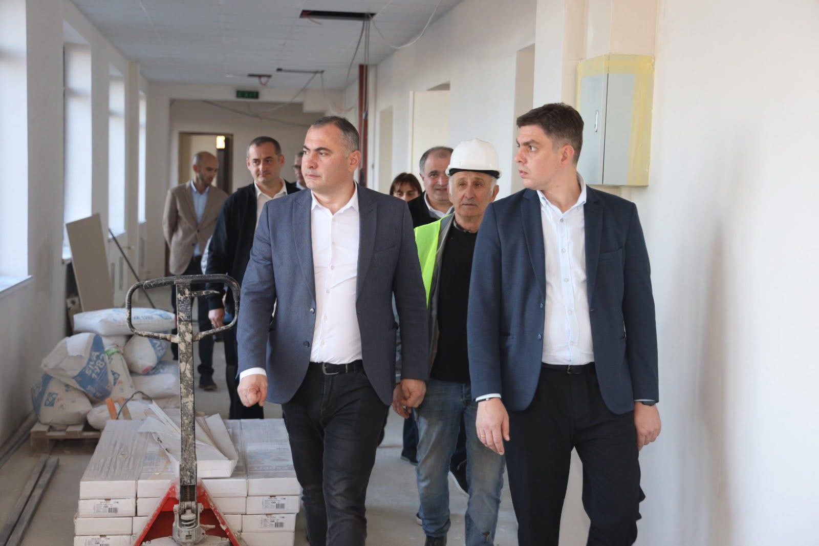 584391253_3840318996265902_6258994131640077650_n