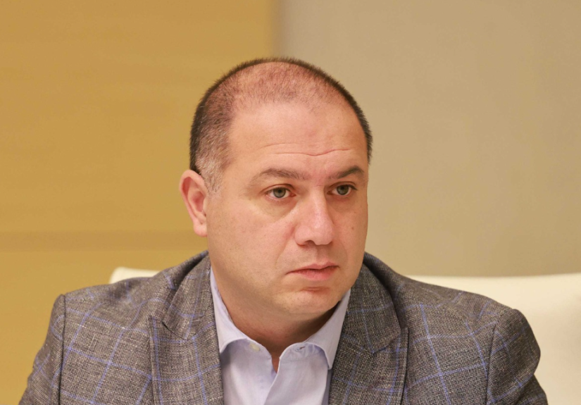 givi mikanadze