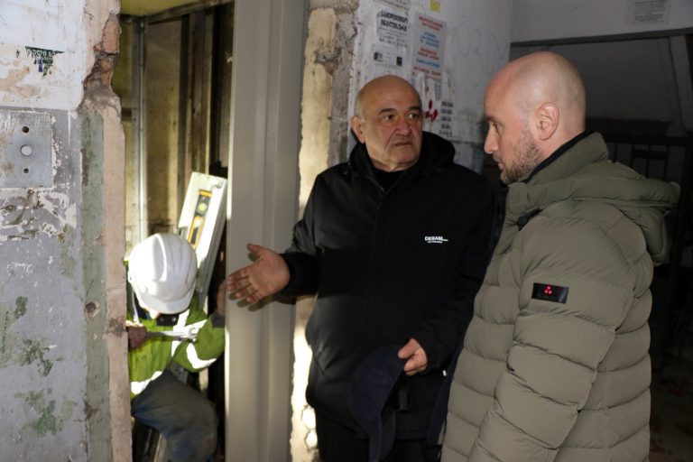 599503496_1304470478389075_2541790484396450193_n