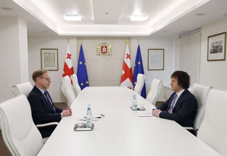 9d93c10a-1bb3-49c9-af8e-55037530a654