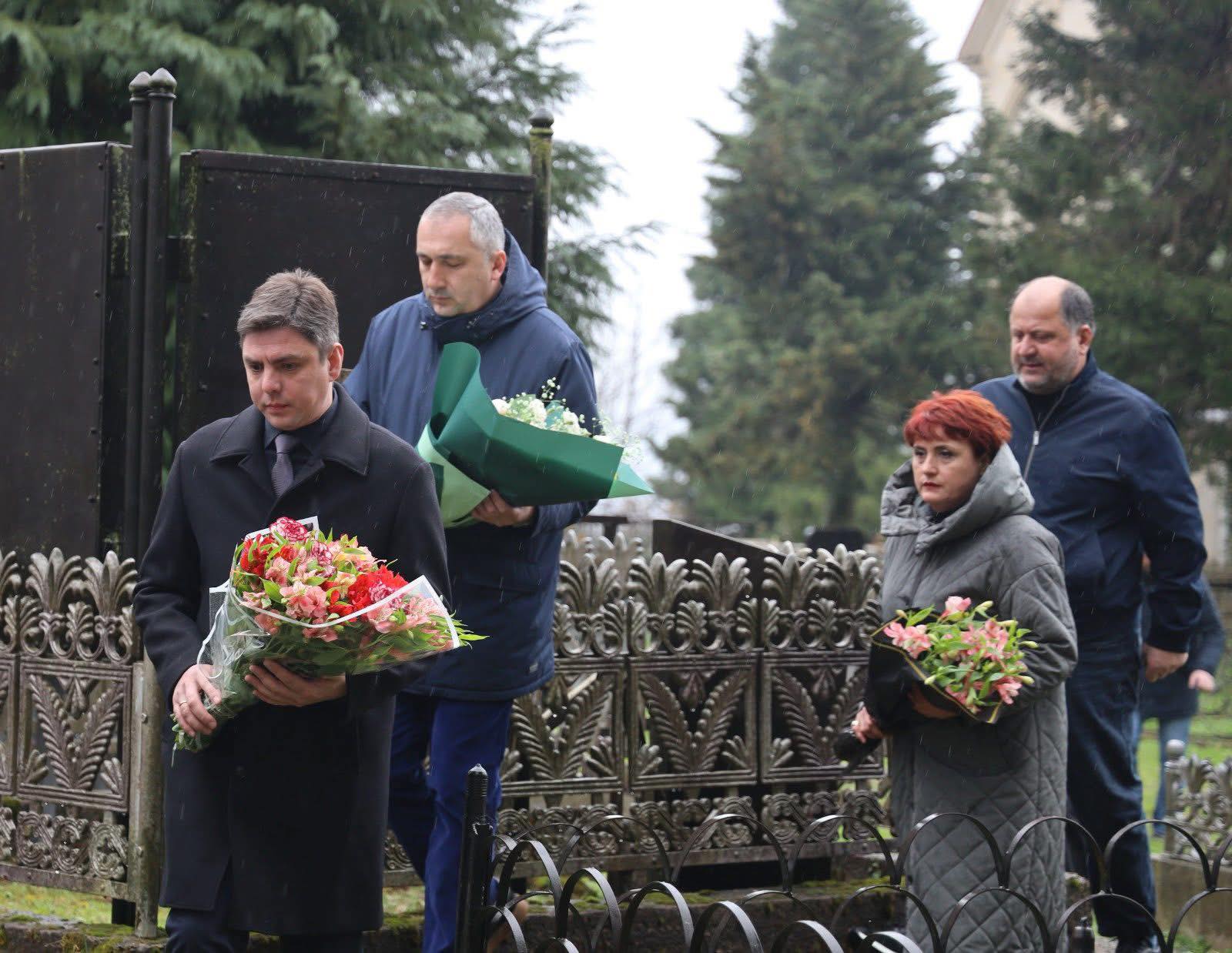 636744763_1221033640144546_5462051174046146501_n