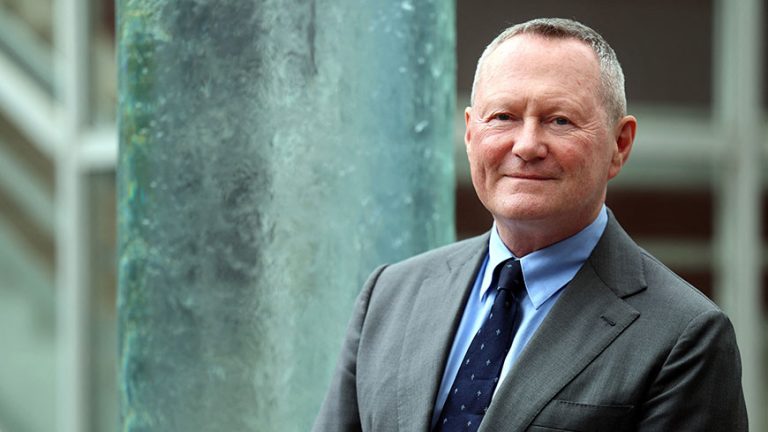 maikl oflaerti